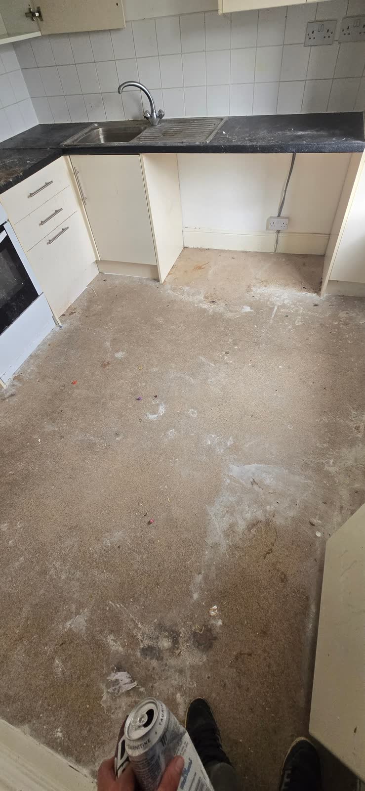 Warminster Full Flat Clearance project photo 24