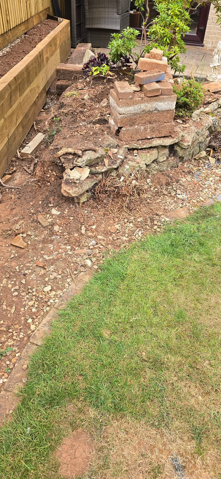 Fence Panel, Timber and Mixed Waste Removal project photo 4