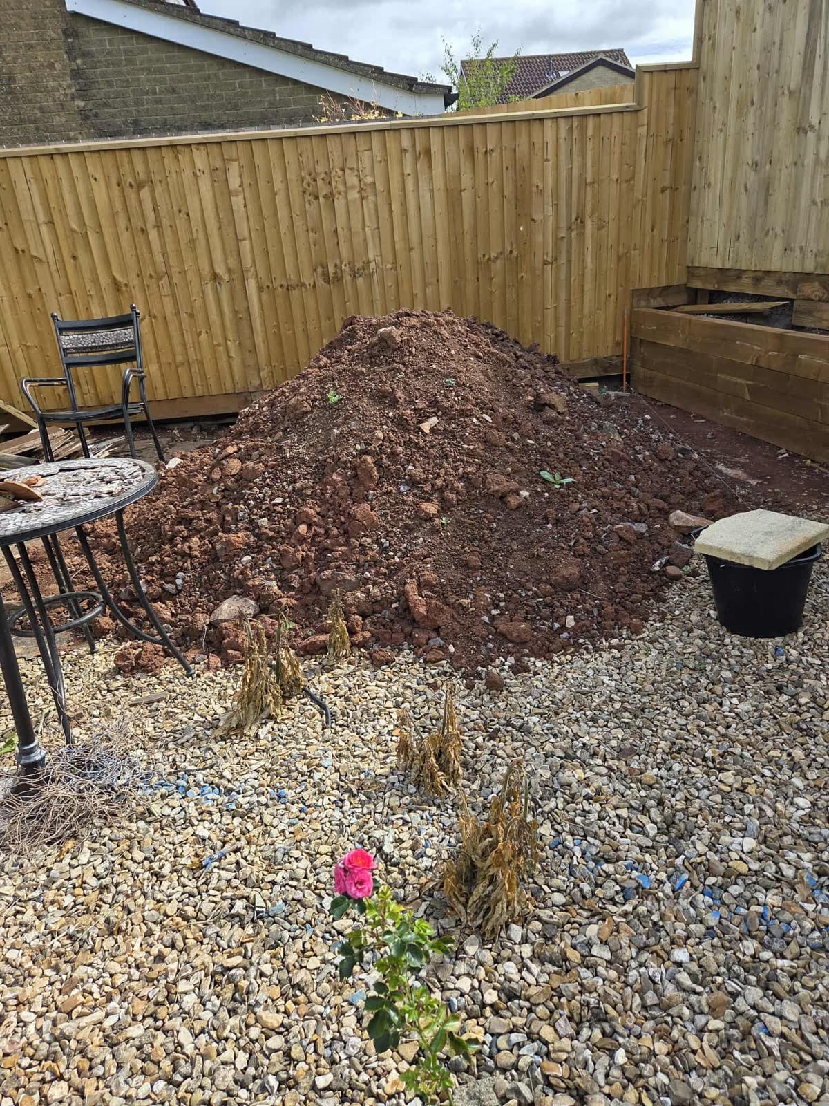 Fence Panel, Timber and Mixed Waste Removal project photo 5